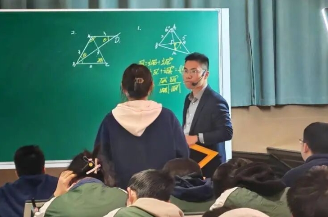 屏幕截图_20-4-2026_104530_www.xxfx.net.jpeg